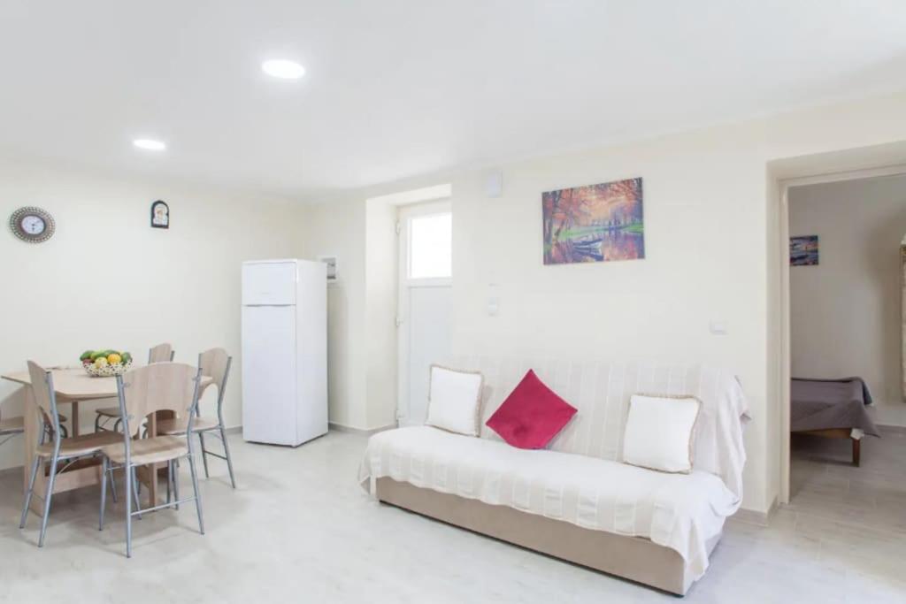 Newly Reconstructed Flat 107Sqm! Apartment Chania  Bagian luar foto