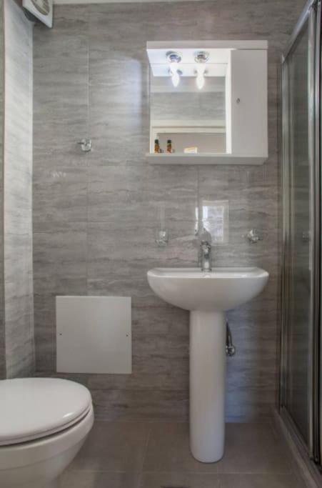 Newly Reconstructed Flat 107Sqm! Apartment Chania  Bagian luar foto