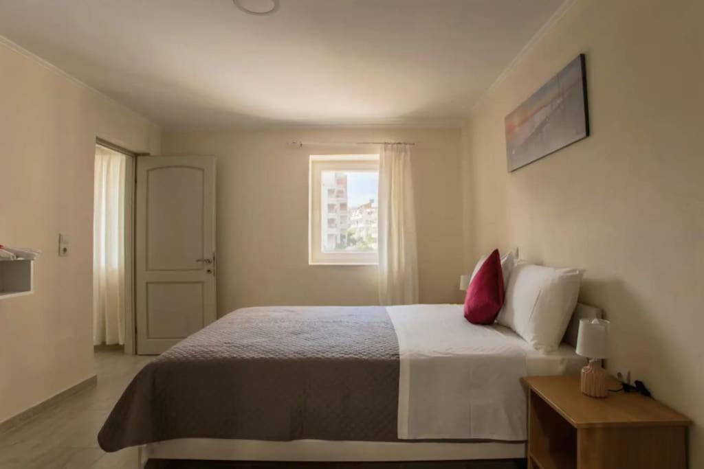 Newly Reconstructed Flat 107Sqm! Apartment Chania  Bagian luar foto